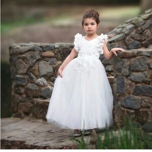 Elegant White Flower Girl Dress